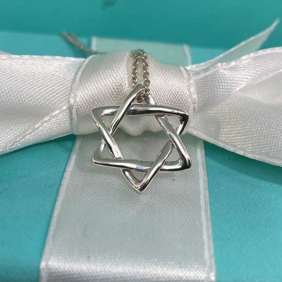 Tiffany & Co. Star of David Necklace – Sterling Silver 16” - Picture 2 of 8